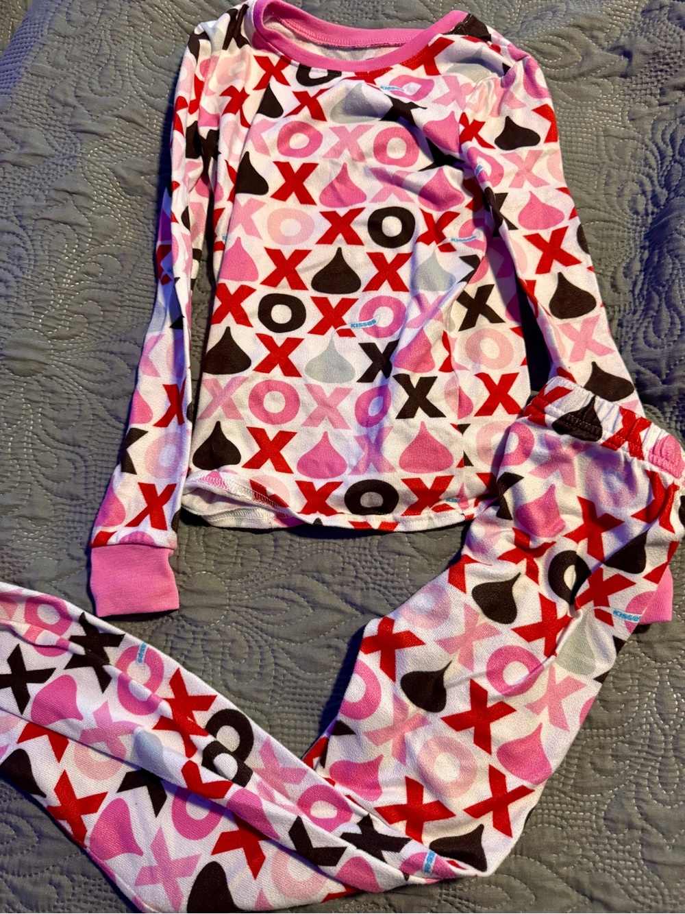 Girls XOXO Hershey Kiss Pajama Set Long Sleeve with Pants